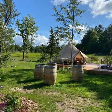 ロッジ Tiny In Nature With Finnish Sauna *